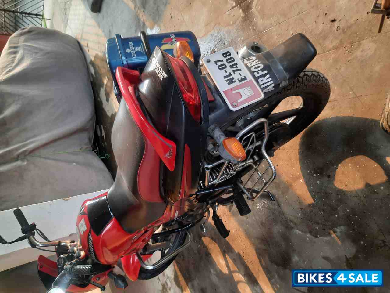 Red Hero Glamour 125