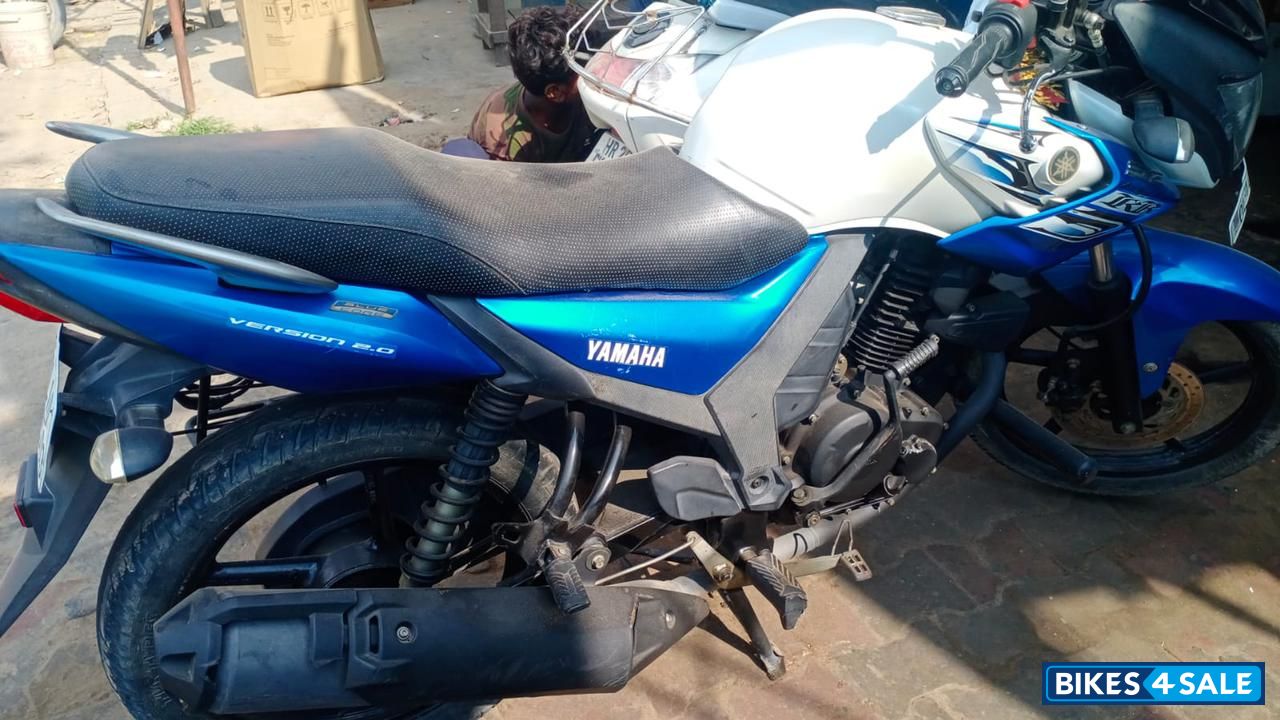 Yamaha SZ-RR