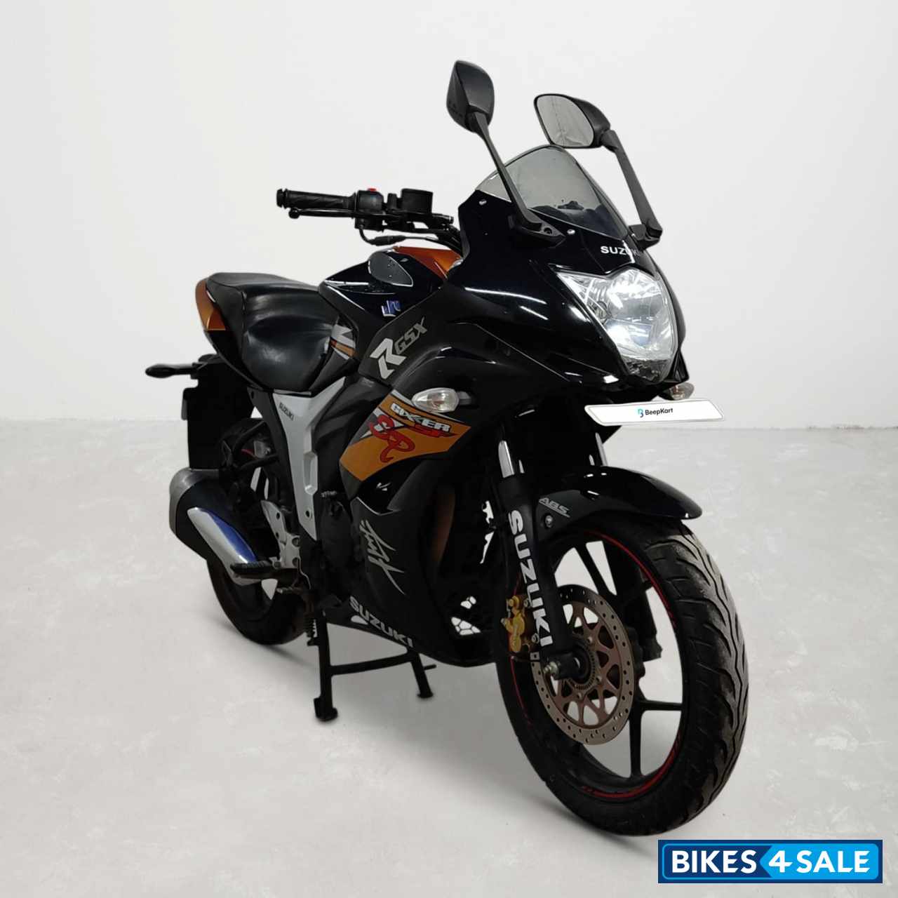 Suzuki Gixxer SF Fi