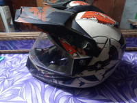 White Orange KTM RC 200