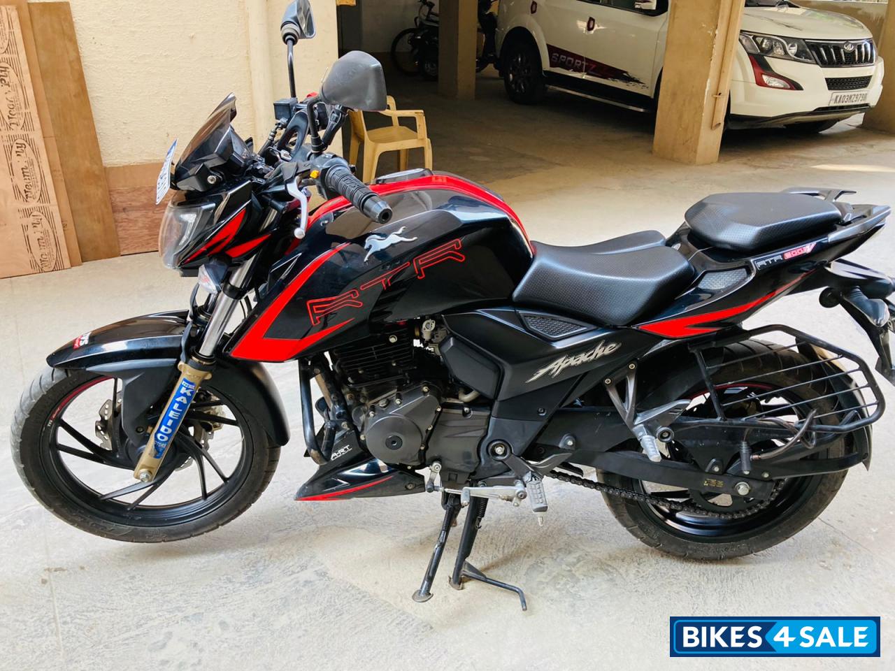 TVS Apache RTR 200 4V ABS Race Edition 2.0