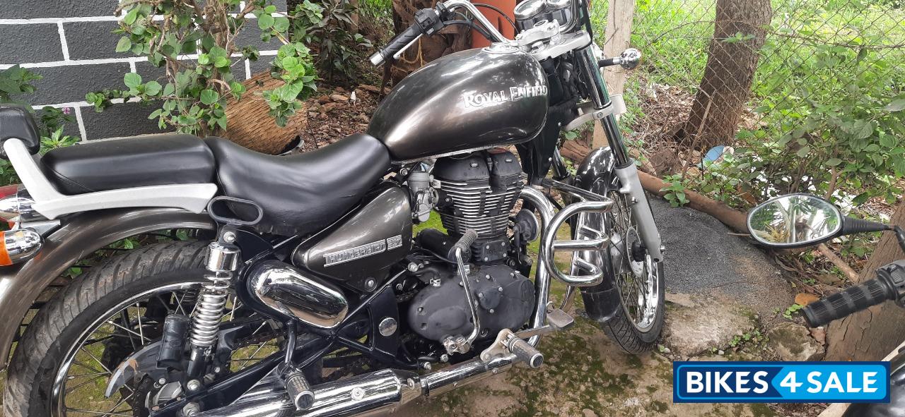 Golden Brown Royal Enfield Thunderbird 350 Golden Brown Royal Enfield Thunderbird 350