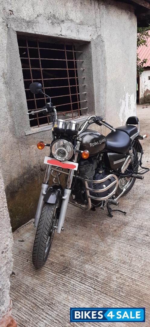 Golden Brown Royal Enfield Thunderbird 350 Golden Brown Royal Enfield Thunderbird 350