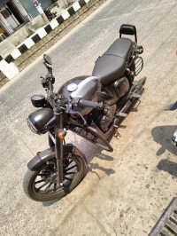 Matty Black Jawa 42 Dual Channel ABS AllStar Black