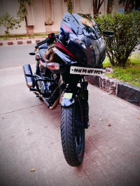 Bajaj Pulsar 220 DTSFi