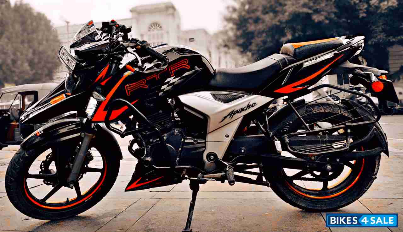 Red Black TVS Apache RTR 160 4V