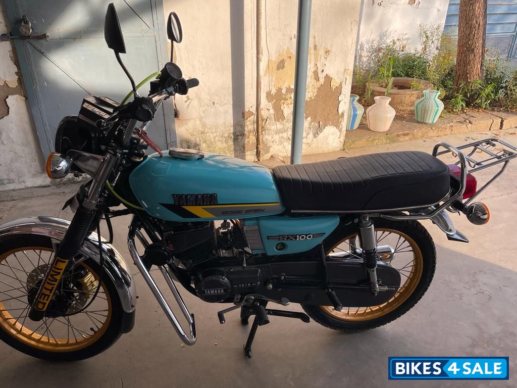 Yamaha RX 100
