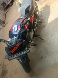 Bajaj V15