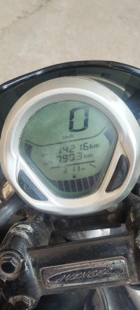 Black Bajaj Avenger Street 220