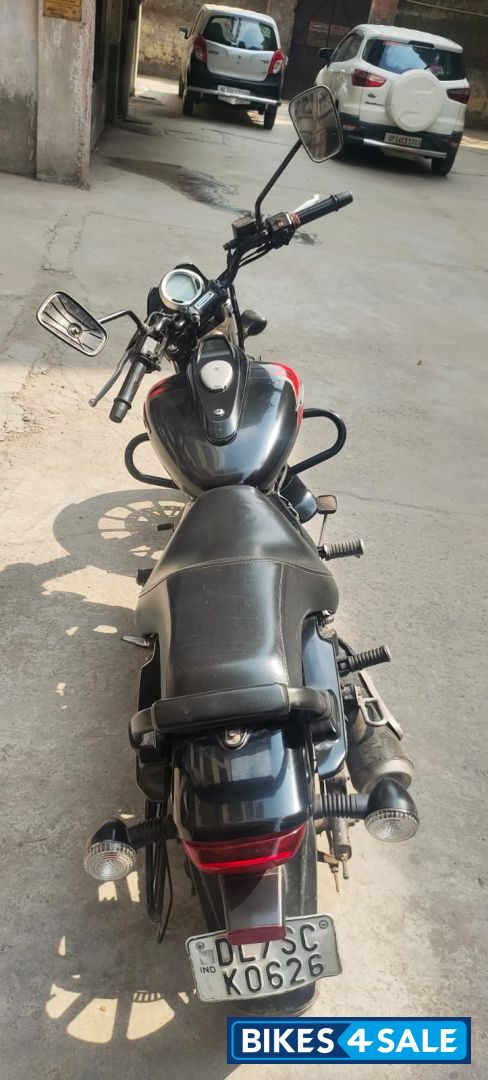 Black Bajaj Avenger Street 220