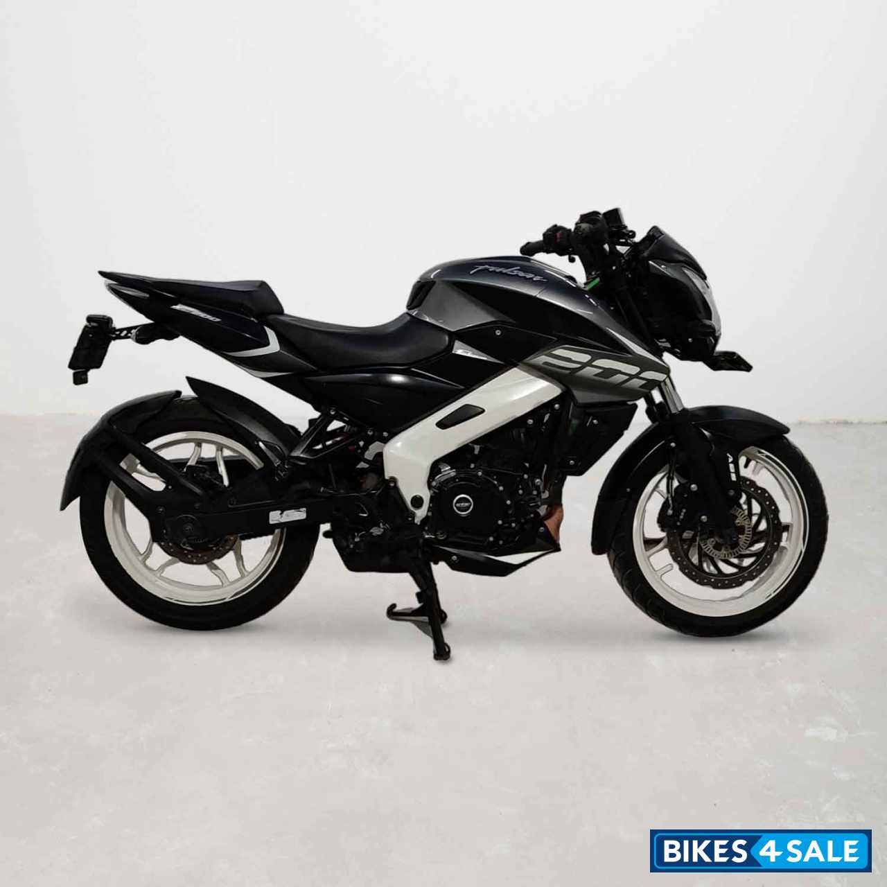Bajaj Pulsar 200 NS
