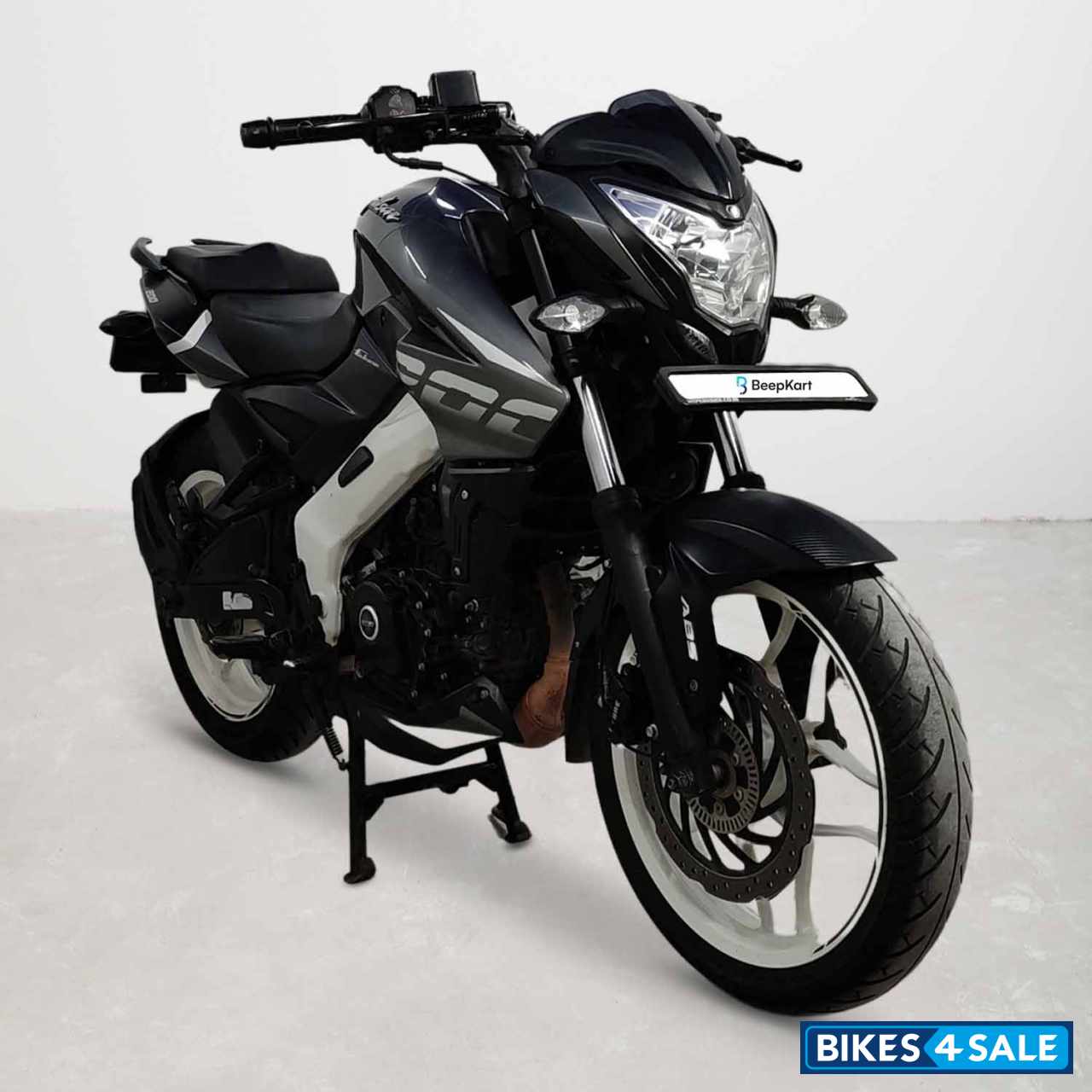 Bajaj Pulsar 200 NS