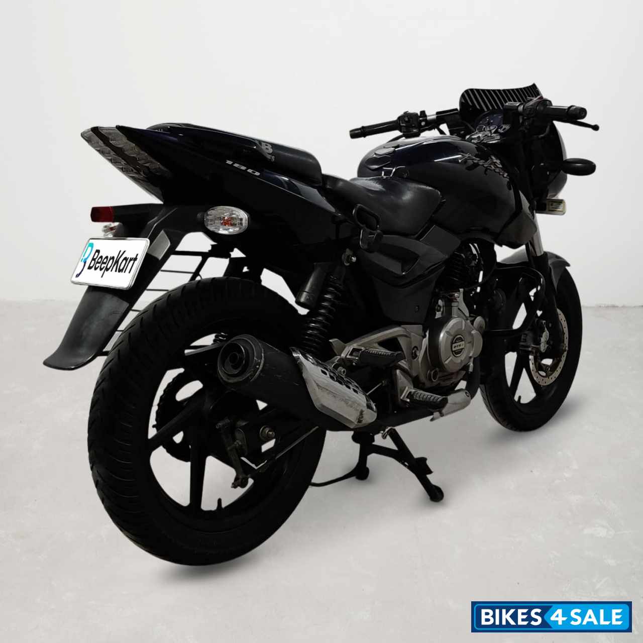Bajaj Pulsar 180