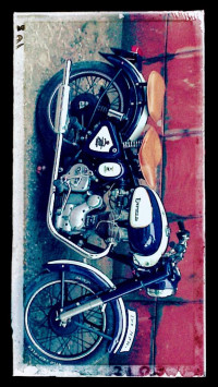Royal Enfield Bullet Standard 350