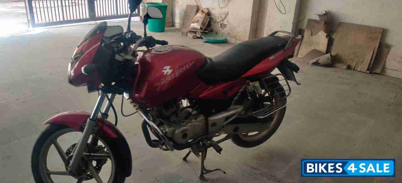 Red Bajaj Pulsar 150 DTSi