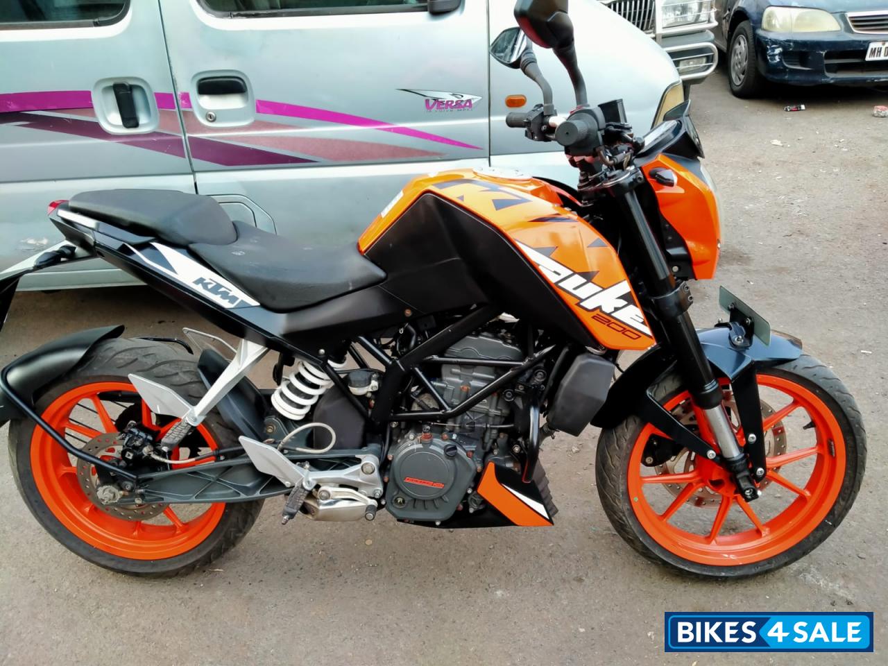 KTM Duke 200