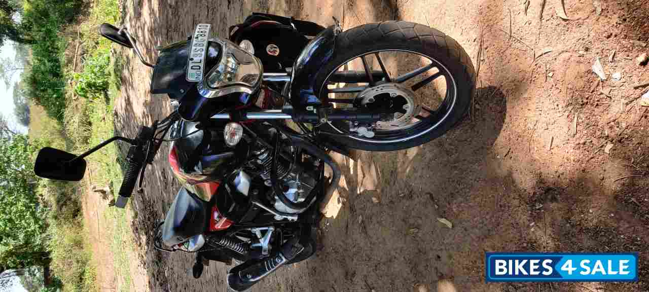 Ebony Red Bajaj V15