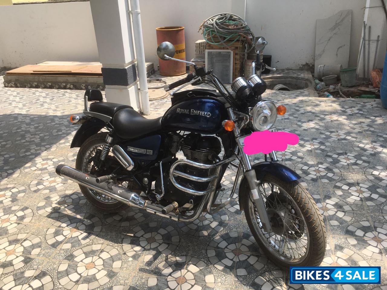 Blue Royal Enfield Thunderbird 350