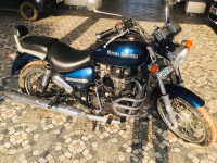 Blue Royal Enfield Thunderbird 350