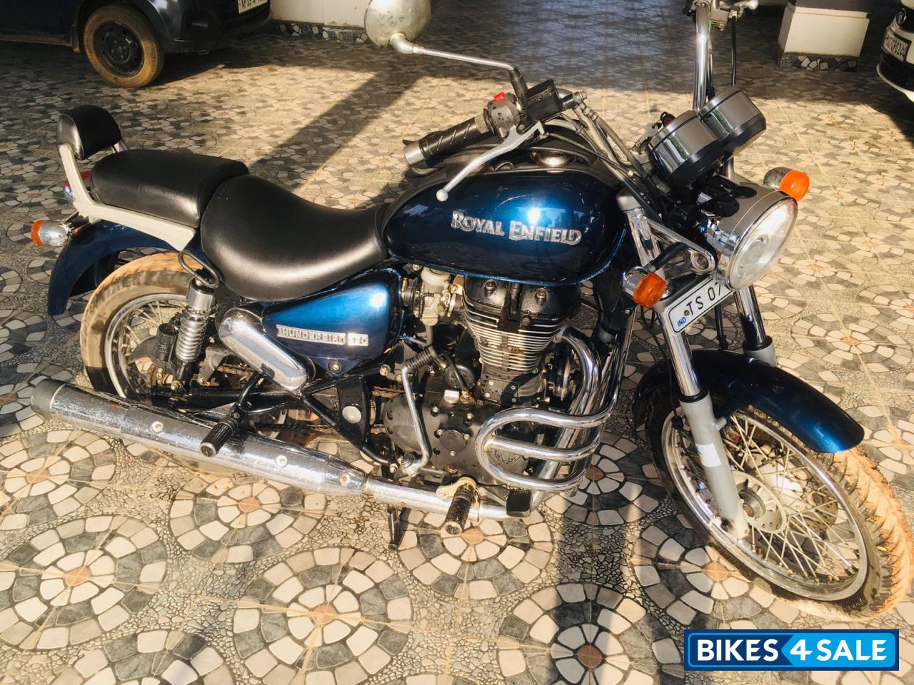 Blue Royal Enfield Thunderbird 350