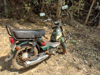 Green TVS XL 100 Comfort