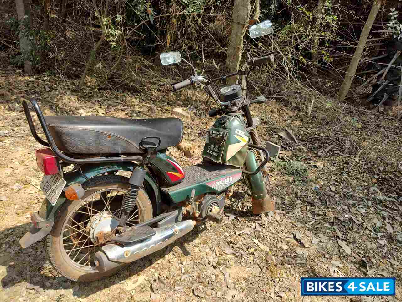 Green TVS XL 100 Comfort