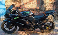 Black Kawasaki Ninja 250R