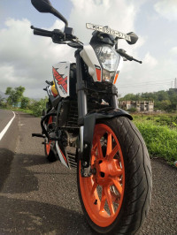 Orange & White KTM Duke 200 ABS