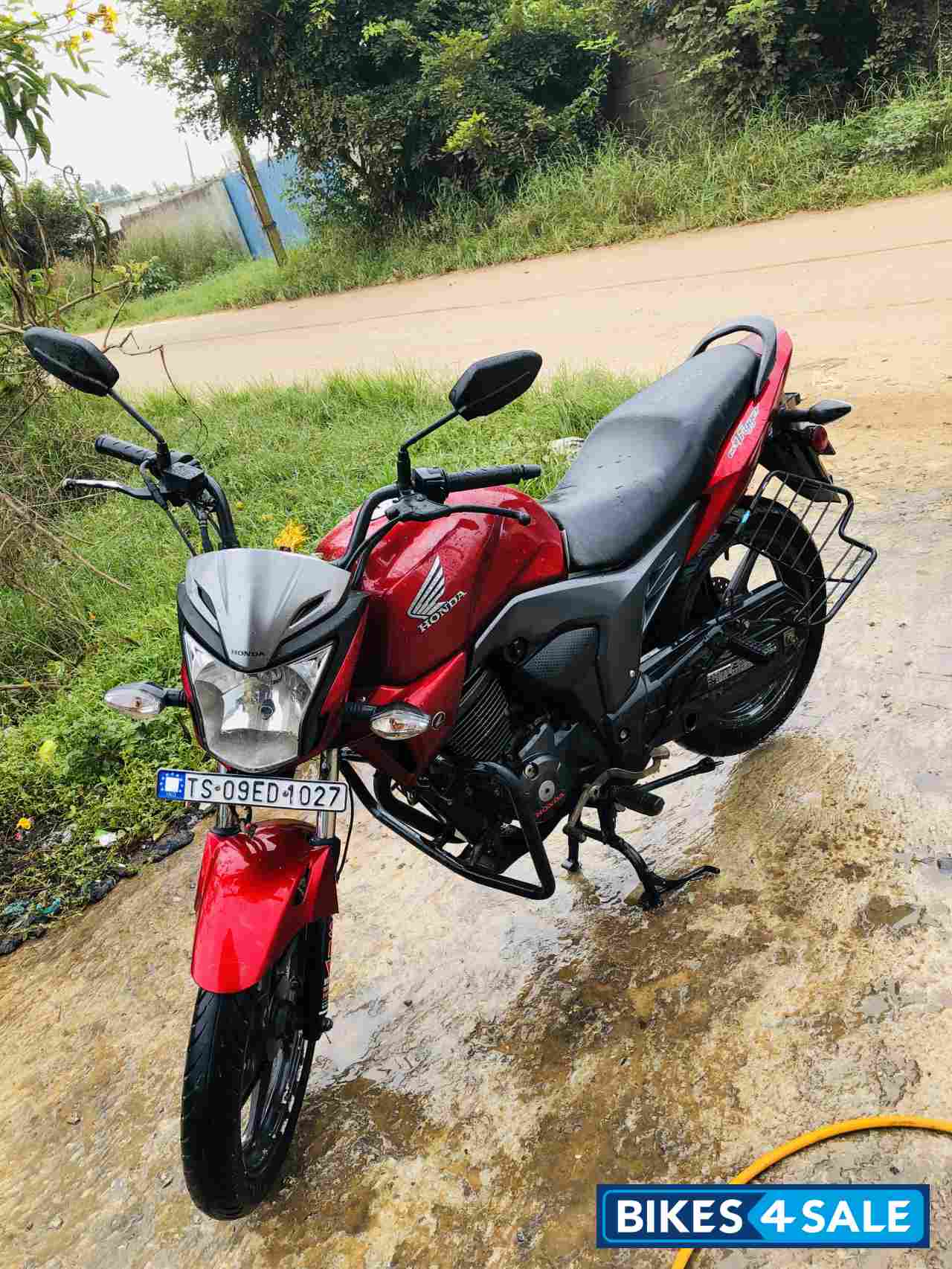 Red Honda CB Trigger
