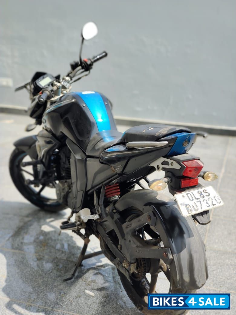Yamaha FZ-S