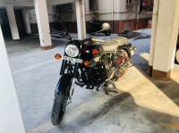 Stealth Black Royal Enfield Classic Stealth Black