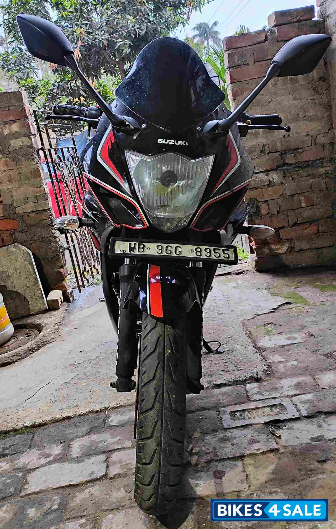 Red And Black Suzuki Gixxer SF