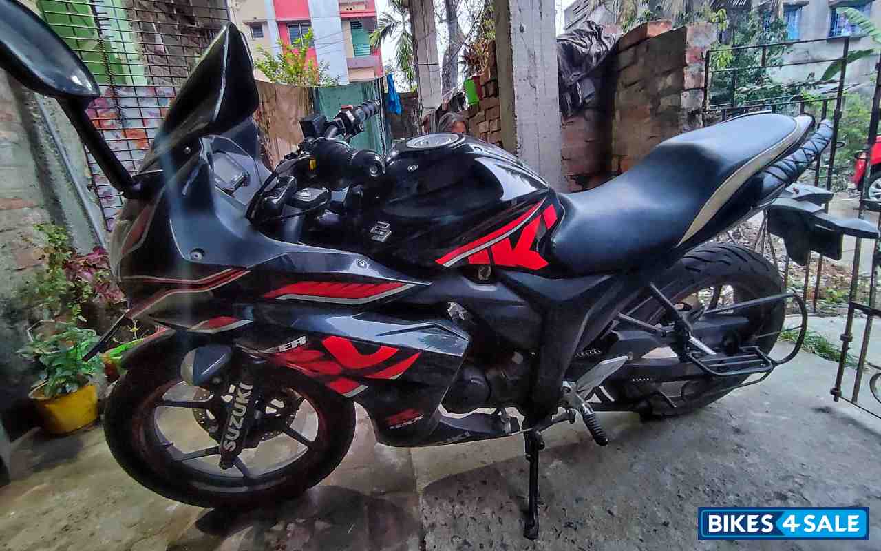 Red And Black Suzuki Gixxer SF