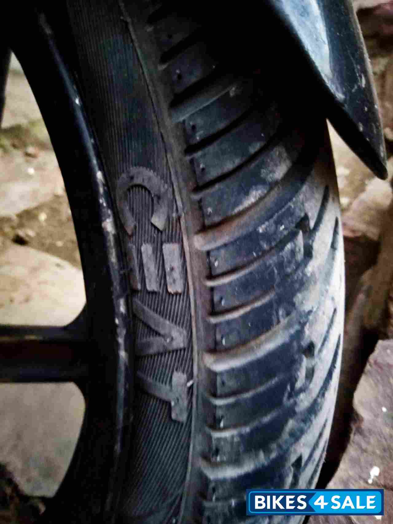 Black Bajaj Pulsar 220F