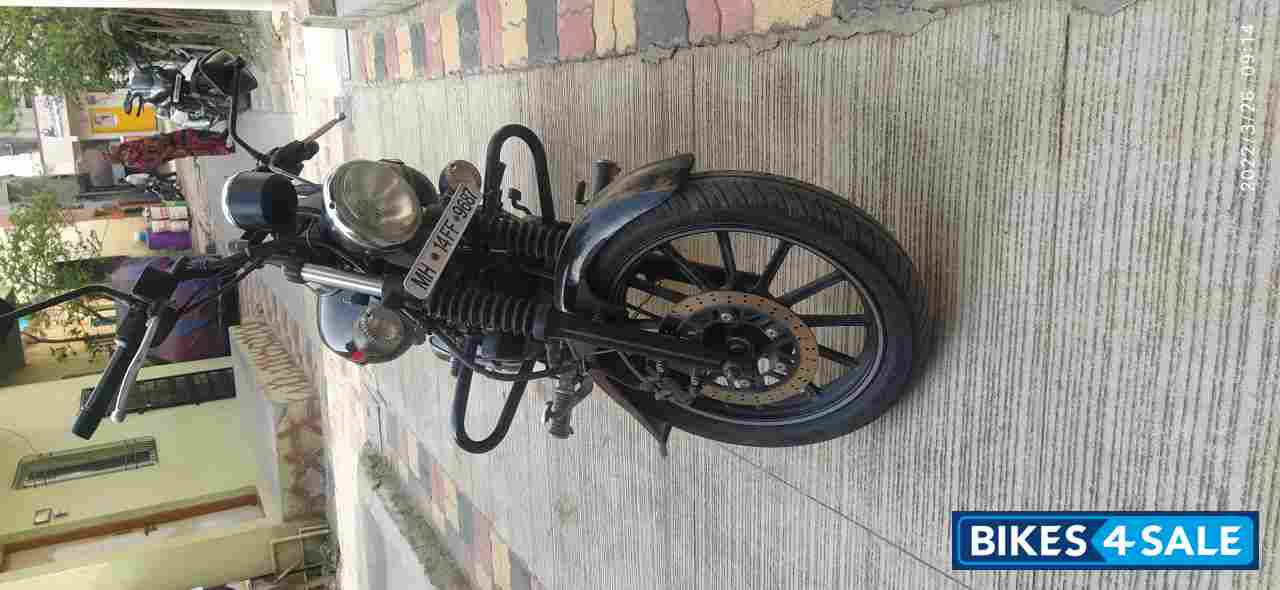 Bajaj Avenger Street 220