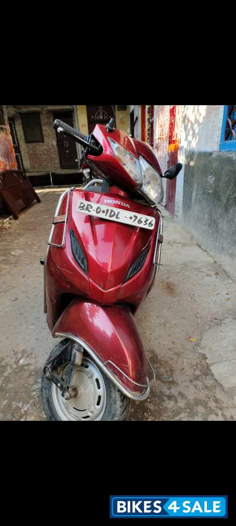 Red Honda Activa 4G