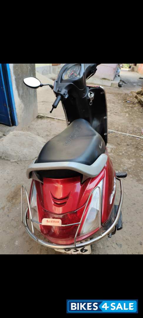 Red Honda Activa 4G