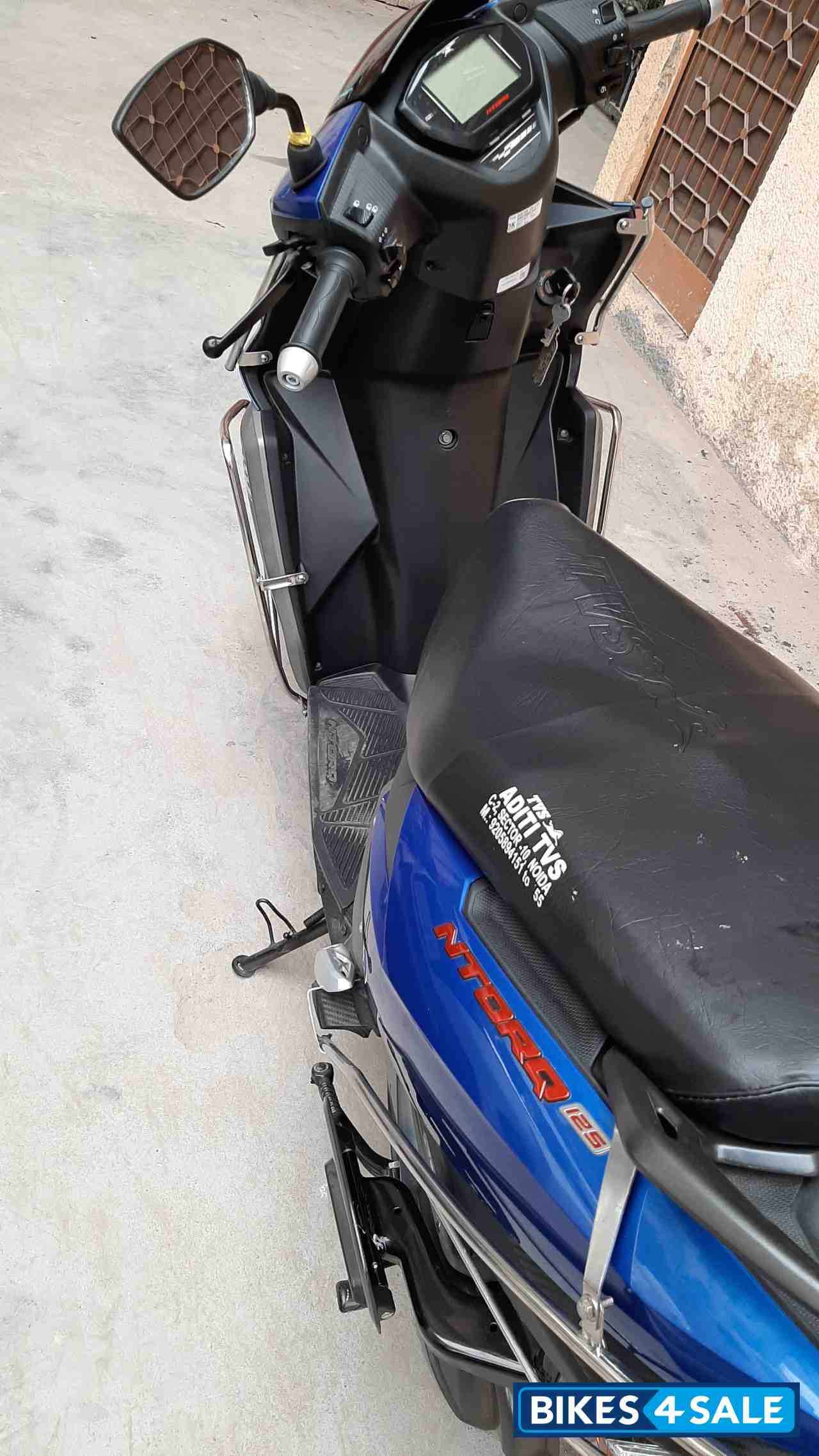 Metallic Blue TVS NTORQ 125