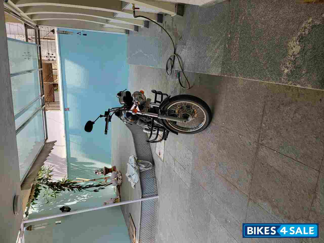 Royal Enfield Thunderbird 350