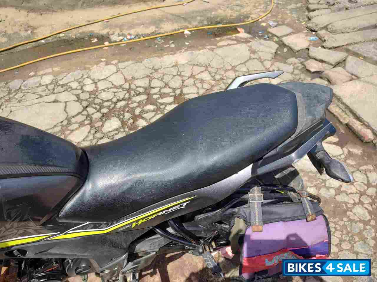 Honda CB Hornet 160R ABS