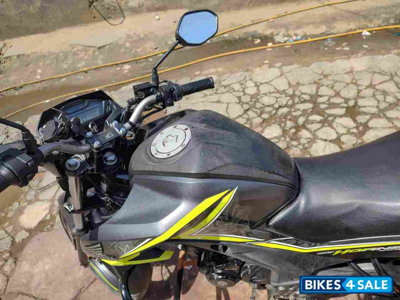 Honda CB Hornet 160R ABS