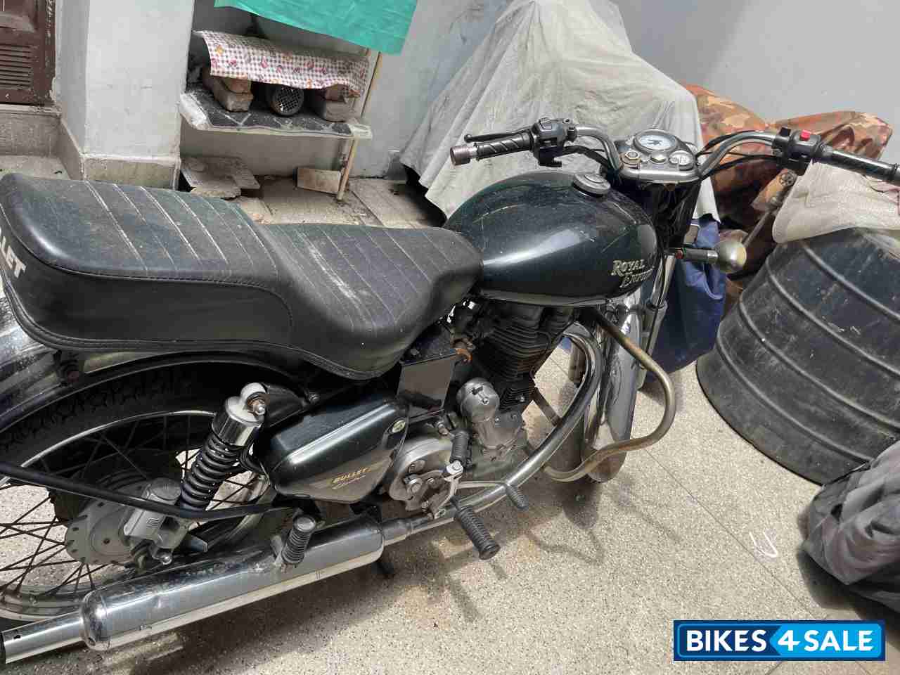 Black Royal Enfield Bullet Electra