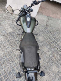 Bajaj Avenger Street 220