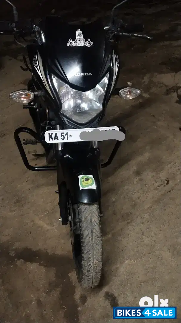 Black Honda CB Shine SP