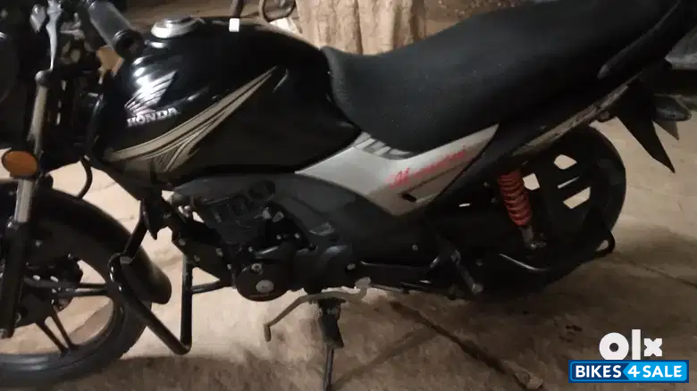 Black Honda CB Shine SP