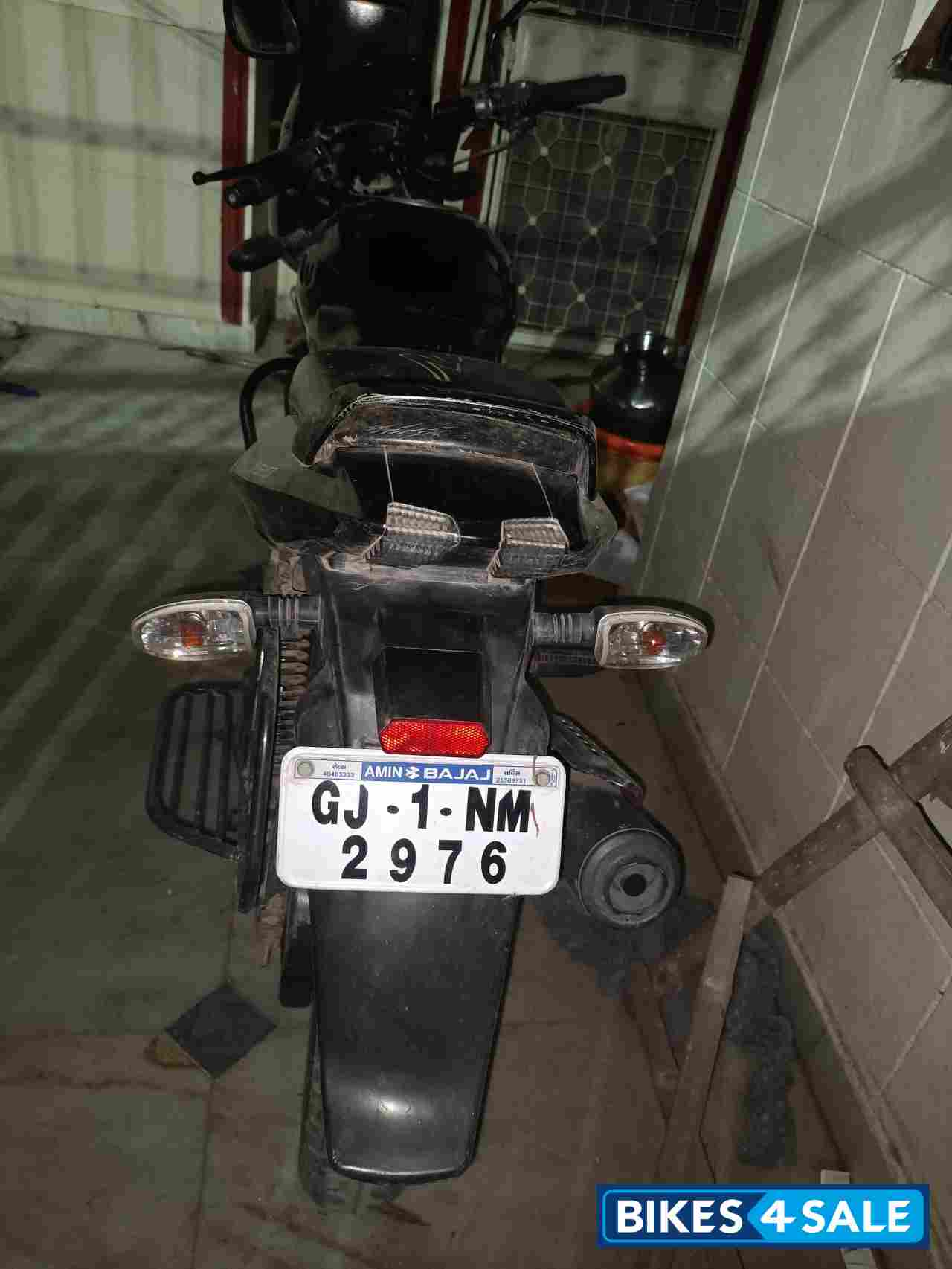 Black Bajaj Pulsar 150 Black Bajaj Pulsar 150