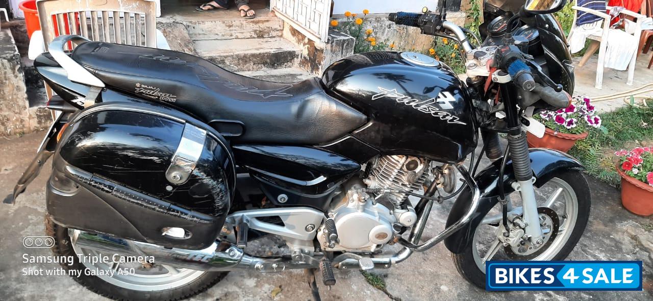 Black Bajaj Pulsar 150 DTSi