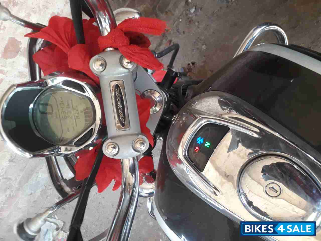 Bajaj Avenger Cruise 220 BS6