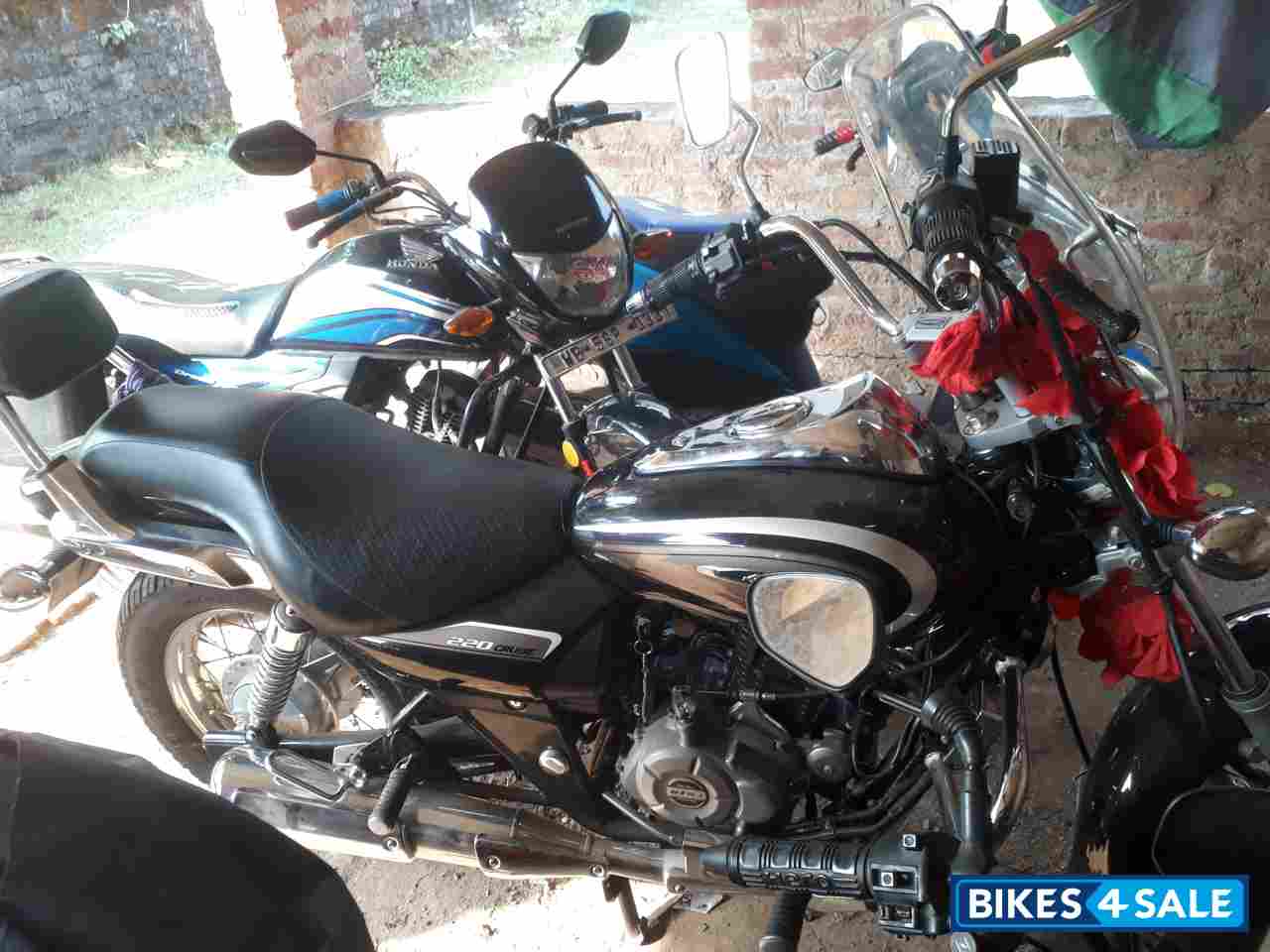 Bajaj Avenger Cruise 220 BS6