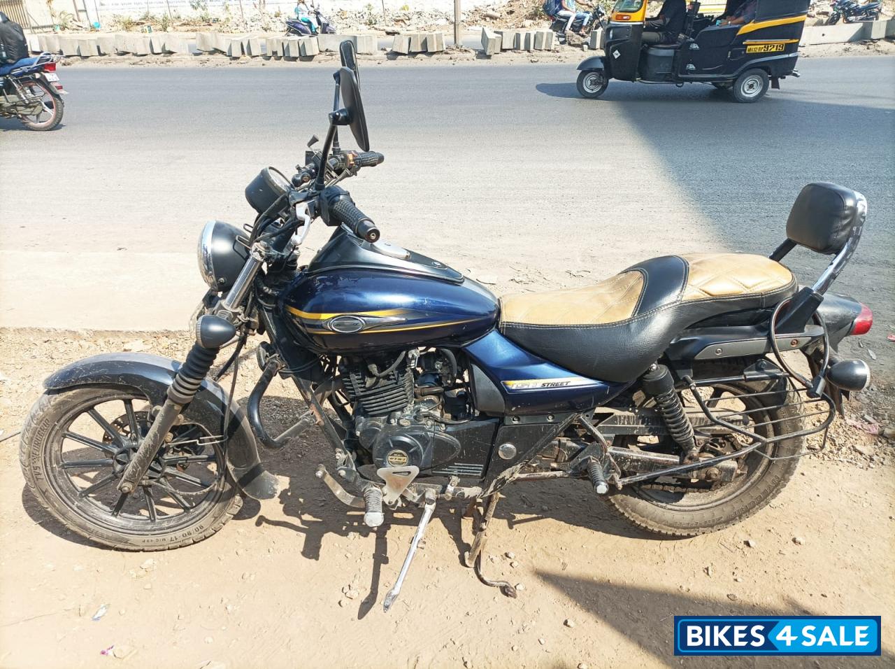 Bajaj Avenger Street 150